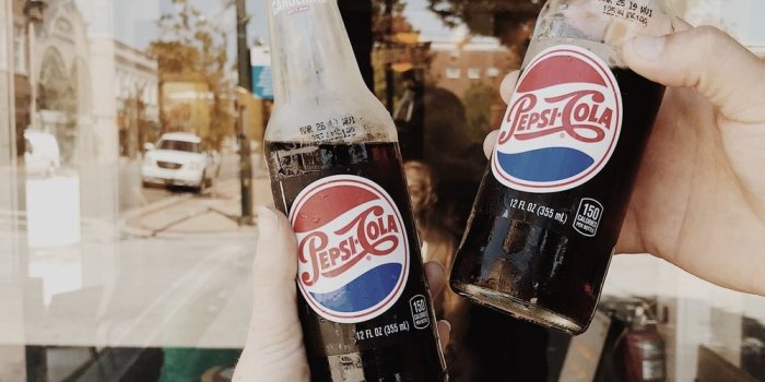 1000x1294 Pepsi Cola Pictures | Download Free Images on Unsplash