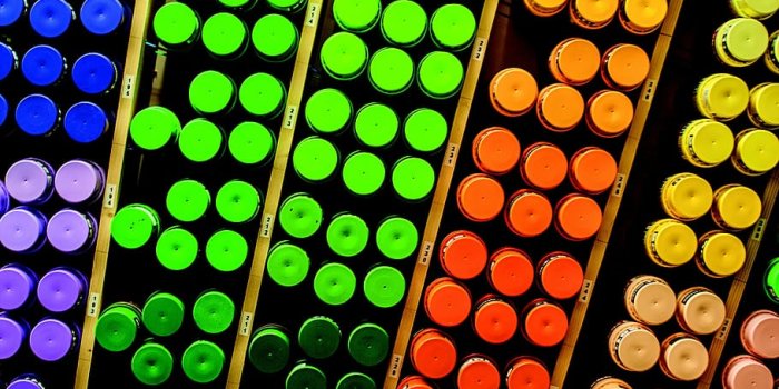 910x1365 HD wallpaper: graffiti, spray can, box, colorful, red, green