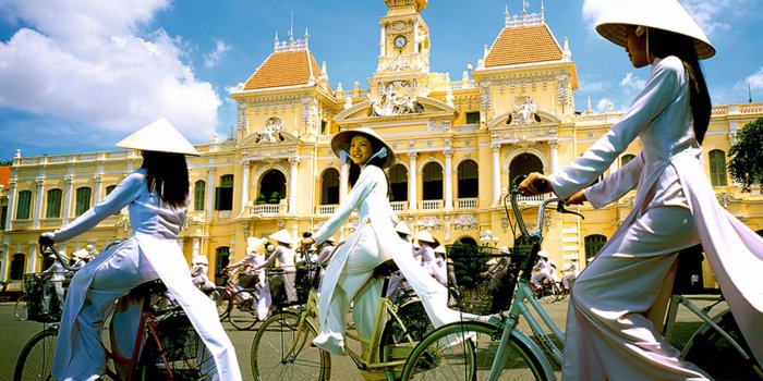 1600x900 Ho Chi Minh Wallpaper - Ho Chi Minh City Hall (#627797) - HD
