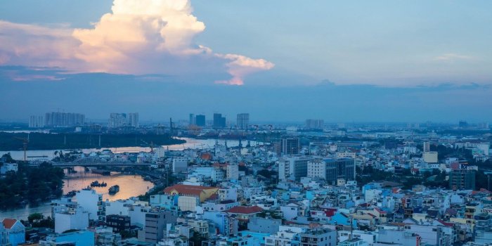 1332x850 Wallpaper morning, bridge, home, the city, blue, Vietnam, clouds