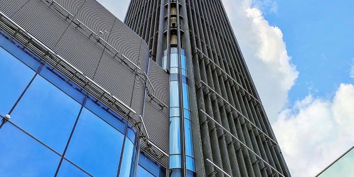 910x1486 HD wallpaper: vietnam, landmark 81, ho chi minh city, sky