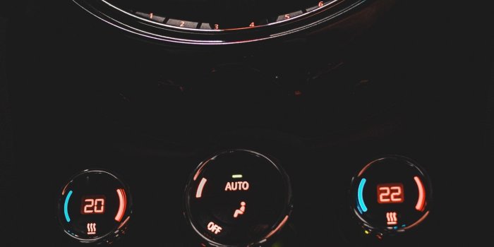 1440x2560 Download wallpaper 1440x2560 control panel, devices, electronics