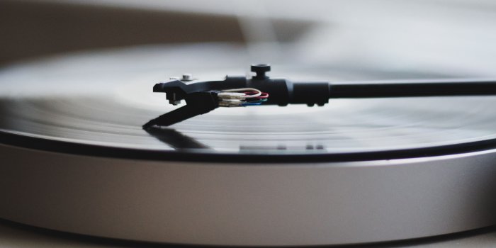 3415x3415 Download wallpaper 3415x3415 vinyl, vinyl record player, record