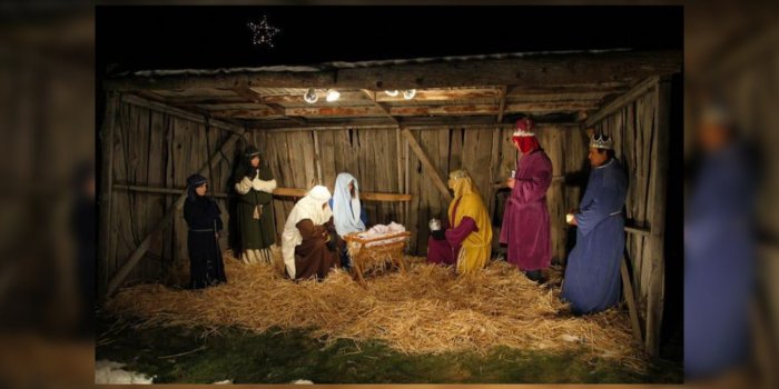 1920x1080 Georgetown Groups Organize Living Nativity Scene in Town Circle