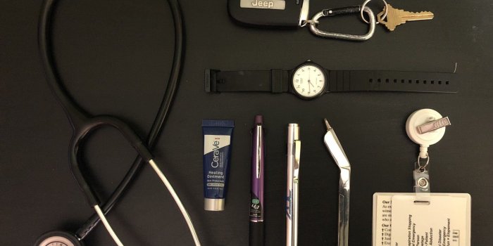 2048x1536 F/26/nursing student : EDC