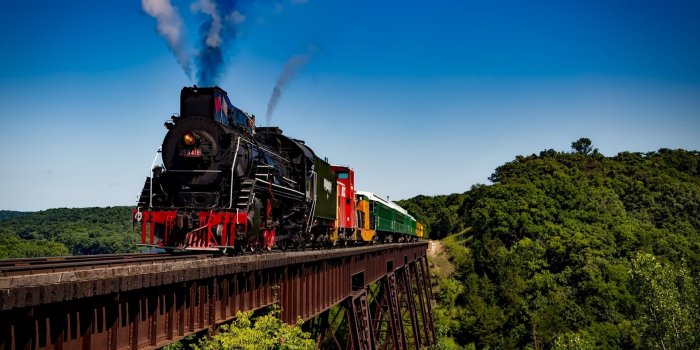 1920x1440 American Steam Locomotive Ultra HD Desktop Background Wallpaper