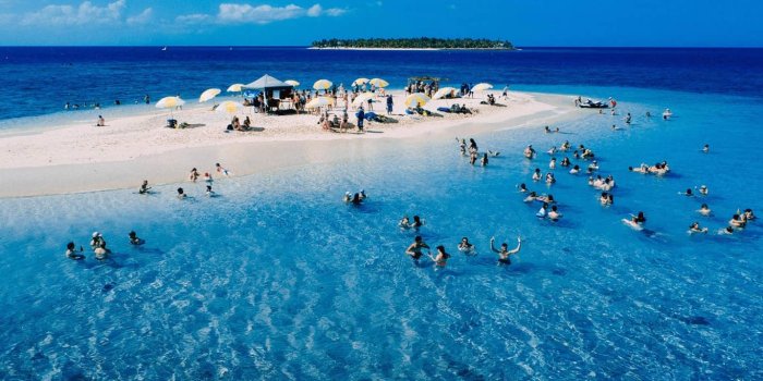 1366x768 Must-Have Apps for SPRING BREAK™ Experience FIJI