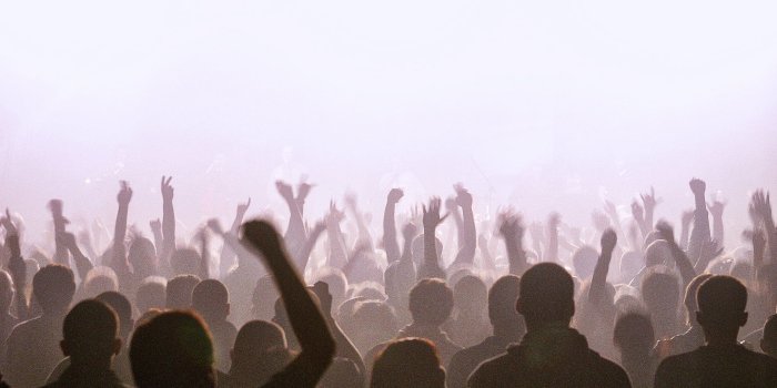 3001x2000 Men's black top, concerts, music, crowds, people HD wallpaper