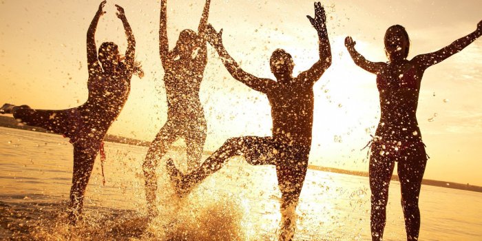 1920x1200 Happy People Wallpapers - Top Free Happy People Backgrounds