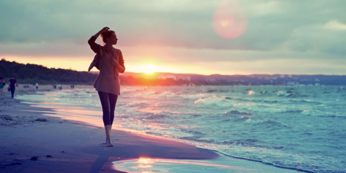 2943x1425 mood-girl-sand-sea-water-wave-signs-people-sun-sunset-background