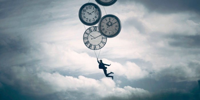 1332x850 Wallpaper the sky, watch, people, flight, Time Machine, Vincent