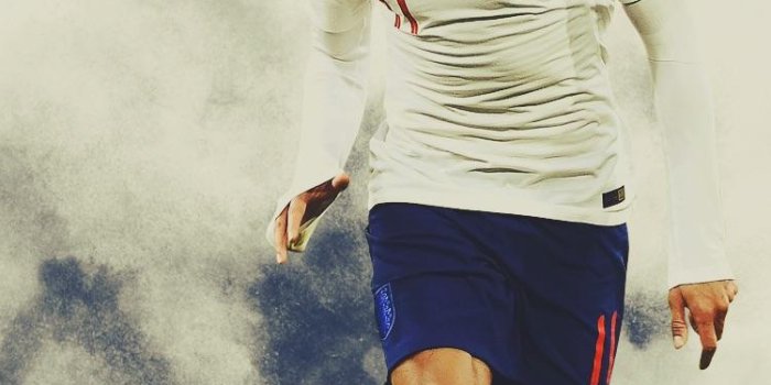 750x1334 What do you do when you can't sleep?Make some World Cup iPhone