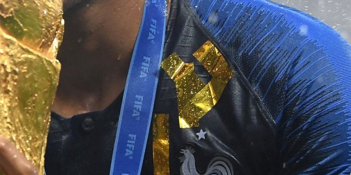 1125x2436 Kylian Mbappe Celebrates FIFA World Cup Win Sony X... iPhone