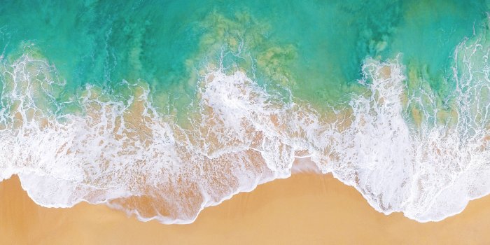 3840x2160 High-angle photography of body of water near brown sand HD