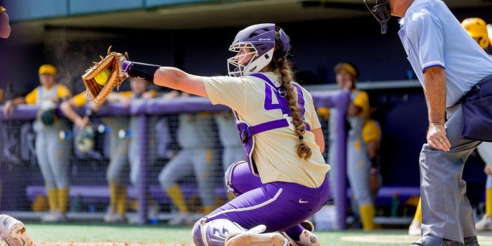1920x1080 Morganne Flores - Softball - University of Washington Athletics