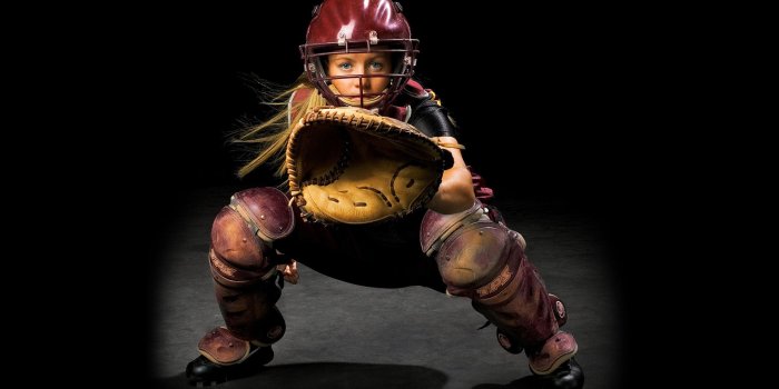 1920x1200 Softball Catcher by renowned photographer Blair Bunting