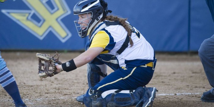 1600x900 Bobbi Aguirre - 2020 - Softball - University of California, San Diego