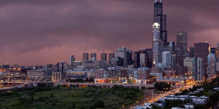 1332x850 Wallpaper chicago, storm, city, the city, roads, lights, grass