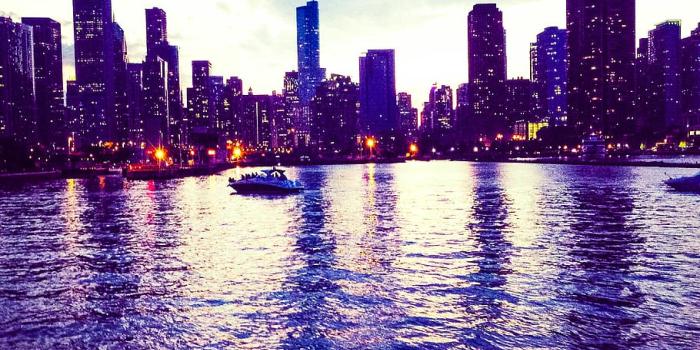 910x910 HD wallpaper: chicago, united states, lake, boat, skyline, city