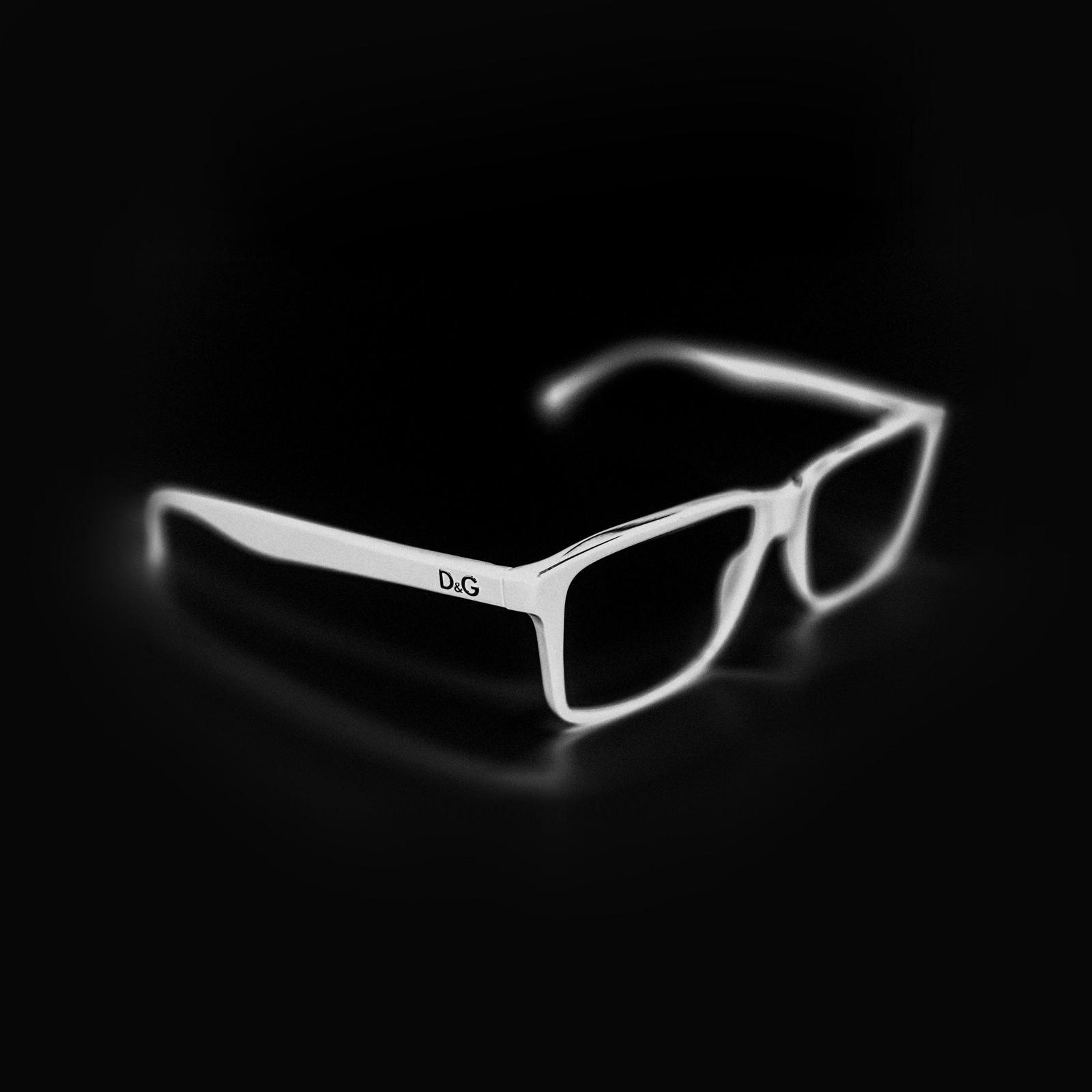 2732x2732 ao95-dg-fashion-sunglasses-minimal-art-bw-dark-wallpaper