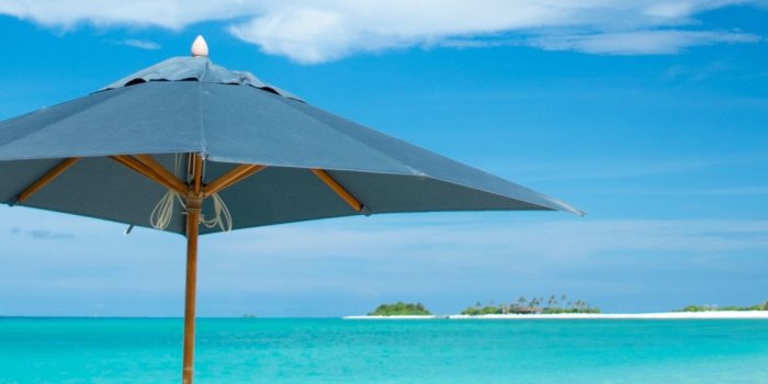 1125x2436 Umbrella, Beach, Tropical Island, Summer, Wallpaper - Summer