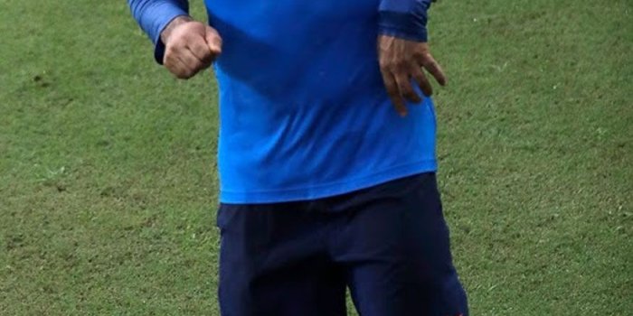 875x1548 Must See Pictures of 'Thala' MS Dhoni - Photogallery