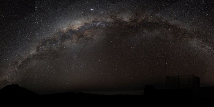 3840x1200 Milky Way Dual Screen Wallpaper | 3840x1200 | ID:45890