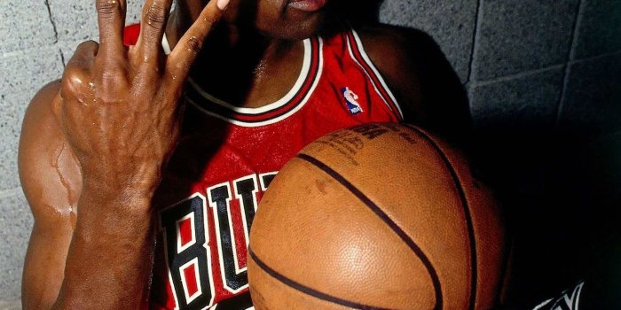 1536x1920 Michael Jordan Vintage Wallpapers