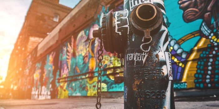 1000x1500 Street Art Iphone Wallpaper posted by Sarah Walker