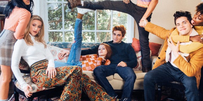 2932x2932 2932x2932 Riverdale Season 2 Cast Photoshoot 5k Ipad Pro Retina Display HD  4k Wallpapers, Images, Backgrounds, Photos and Pictures