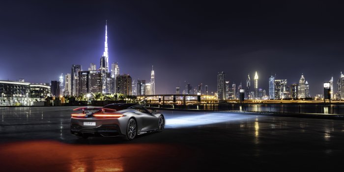 7680x4320 Pininfarina Battista 2019 Dubai 4K 8K Wallpaper | HD Car Wallpapers | ID  #12669