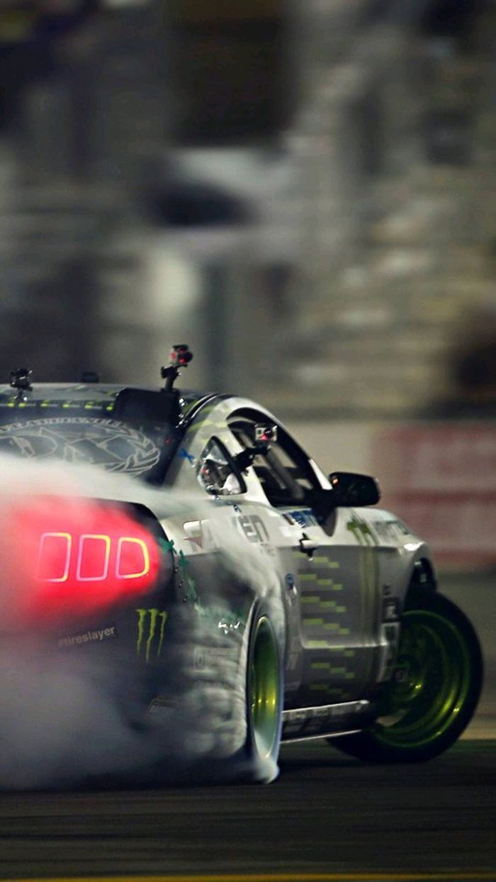 700x1244 Drift wallpaper