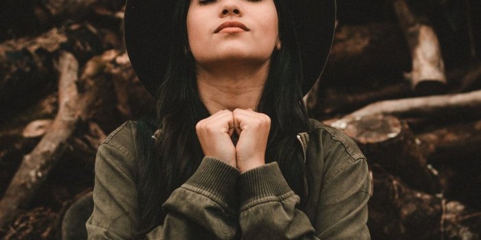 1000x1500 Girls Wallpapers: Free HD Download [500+ HQ] | Unsplash