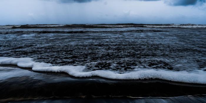 3840x2160 Dark Sea Wallpapers