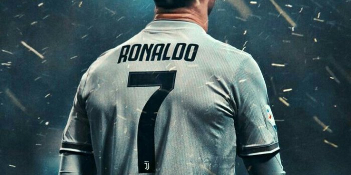 736x1308 Wallpaper | Cristano ronaldo, Ronaldo juventus, Cristiano ronaldo wallpapers