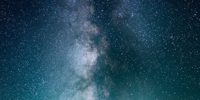 736x1593 Starry night (iPho… - #iPho #Night #Starry - #wallpapers #4k #free #iphone  #mobile #games | Iphone wallpaper night sky, Night sky wallpaper, Starry night  wallpaper