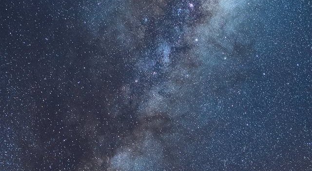 640x1385 Milky Way iPhone X Wallpapers Free Download