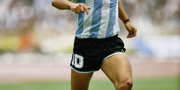 3252x4819 3252x4819px #891196 Maradona (5465.59 KB) | 18.07.2015 | By Xzibit