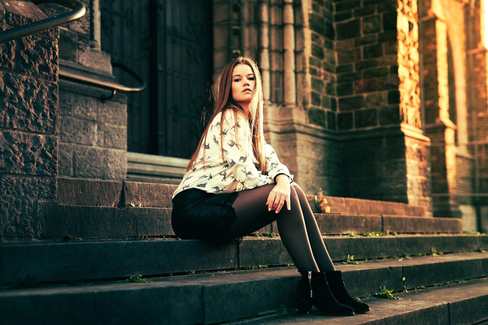 2048x1365 stairs, Women, Sitting, Model Wallpapers HD / Desktop and Mobile Backgrounds