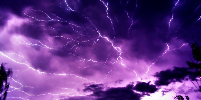 1600x1200 Wallpapers - HD Desktop Wallpapers Free Online: Lightning Strikes