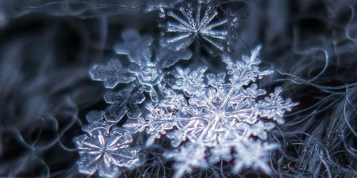 1024x768 Free Real Snowflake Wallpapers Desktop Background at Landscape » Monodomo