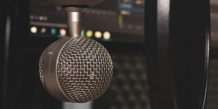 938x1668 Download wallpaper 938x1668 microphone, recording studio, mixer, remote  control, equalizer, acoustics, equipment iphone 8/7/6s/6 for parallax hd  background