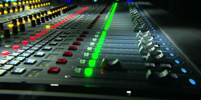 1920x1080 64+ Music Recording Studio HD