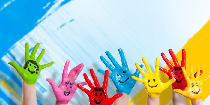 2560x1600 Kids Desktop Wallpapers (64+ background pictures)