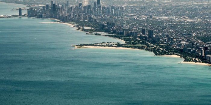 1242x2688 The skyline of Chicago Illinois USA as seen fro... iPhone X Wallpapers Free  Download