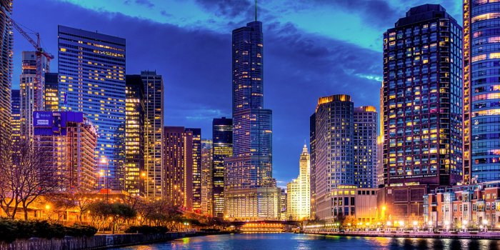1332x850 Wallpaper light, the city, lights, reflection, river, building, tower,  home, skyscrapers, the evening, Chicago, USA, USA, Il, Chicago, Illinois  images for desktop, section город - download