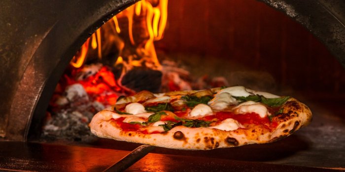 1920x1200 Download 1920x1200 Pizza, Fire, Fast Food Wallpapers for MacBook Pro 17  inch - WallpaperMaiden