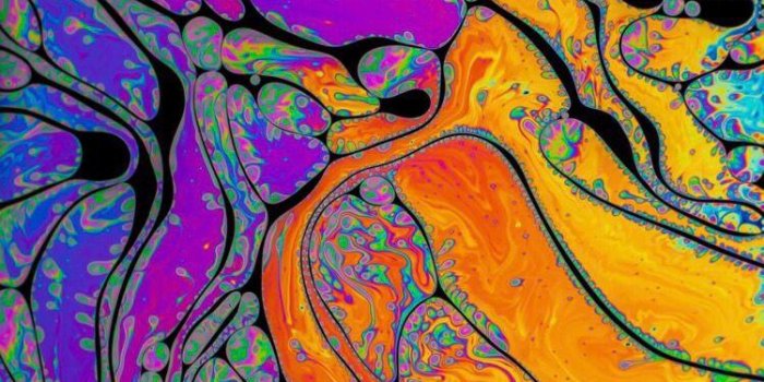 750x1334 Trippy iPhone 11 Wallpapers