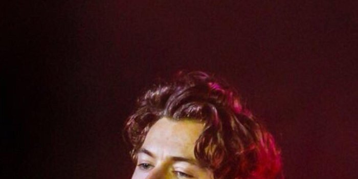 2048x3644 Aesthetic Wallpaper Laptop Harry Styles - Novocom.top