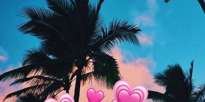 736x1309 Iphone Vintage Aesthetic Cartoon Wallpaper